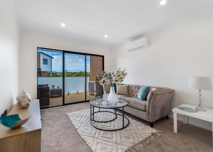  at 4/25 Griffen Park Road, Mount Roskill, Auckland City, Auckland