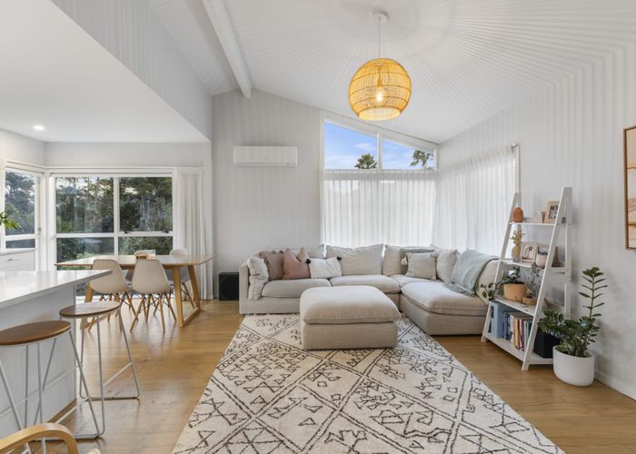  at 62 Paragon Avenue, Beach Haven, Auckland