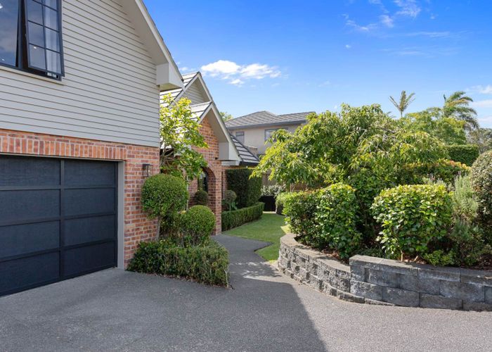 at 9  Kahala Place, West Harbour, Waitakere City, Auckland