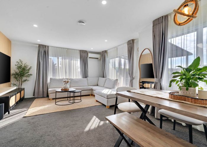  at 2 Mokopapa Street, Takanini, Papakura, Auckland