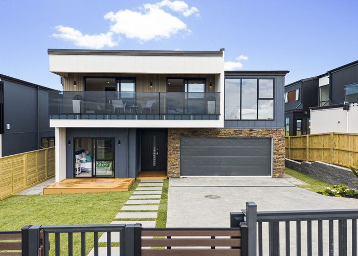  at 200 Vaughans Road, Long Bay, North Shore City, Auckland