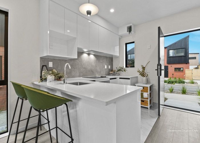  at 7 Mangahoe Road, Mount Wellington, Auckland City, Auckland