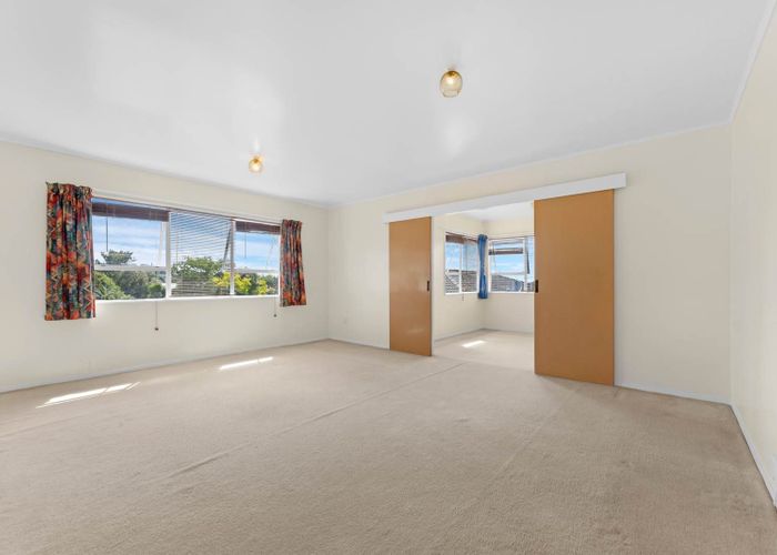  at 14 Tetrarch Place, Totara Vale, North Shore City, Auckland
