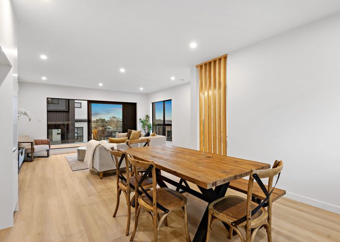  at 1 Battersby Lane, Mairangi Bay, North Shore City, Auckland