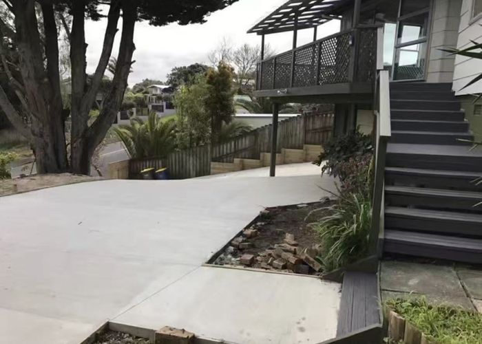  at 4 Darcy Place, Massey, Waitakere City, Auckland