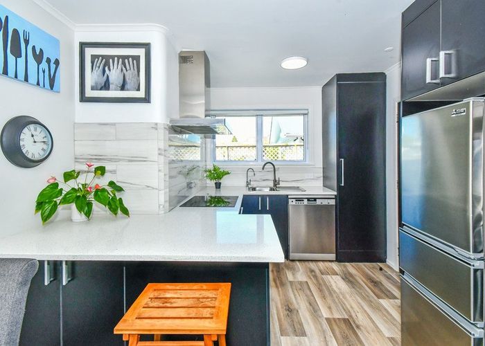  at 2/49 Wilmay Avenue, Papatoetoe, Manukau City, Auckland