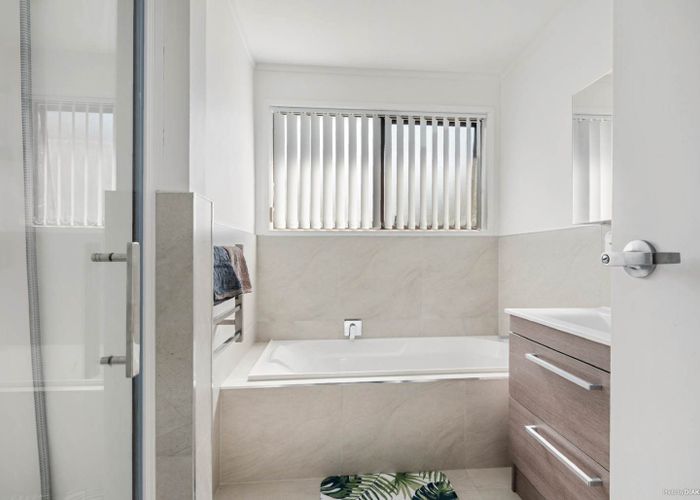  at 180 Fred Taylor Drive, Whenuapai, Waitakere City, Auckland