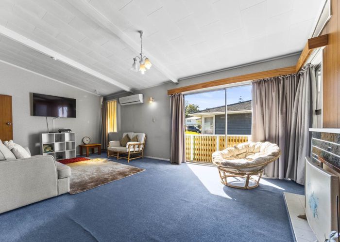  at 27 Whittle Place, New Windsor, Auckland City, Auckland