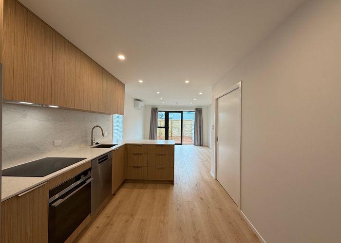  at 2/43 Heretaunga Street, Petone, Lower Hutt, Wellington