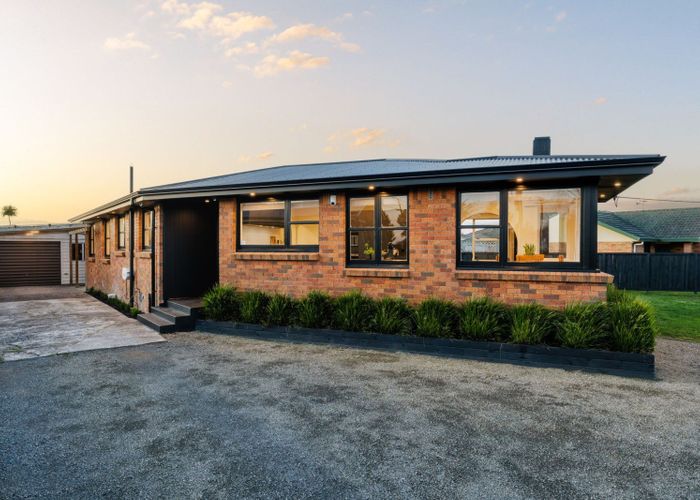  at 121 Bryant Road, St Andrews, Hamilton