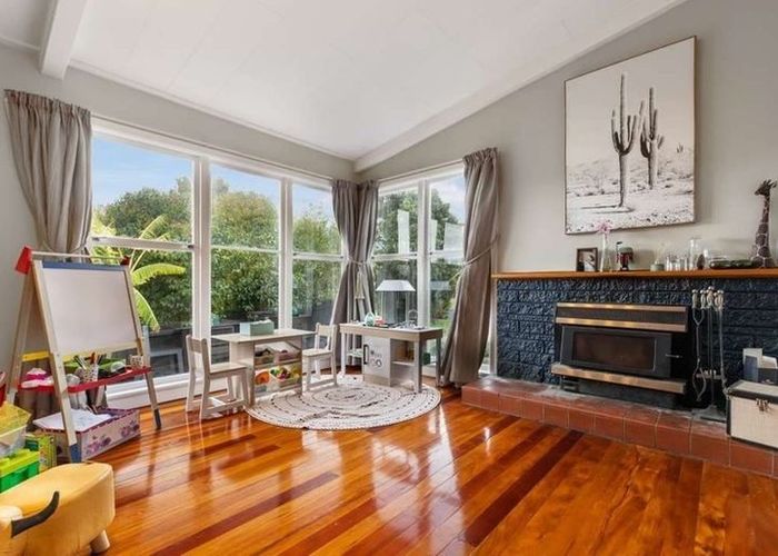  at 3 Bel Air Drive, Hillsborough, Auckland City, Auckland