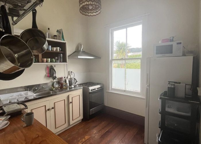  at 27 Myrtle Crescent, Mount Cook, Wellington, Wellington
