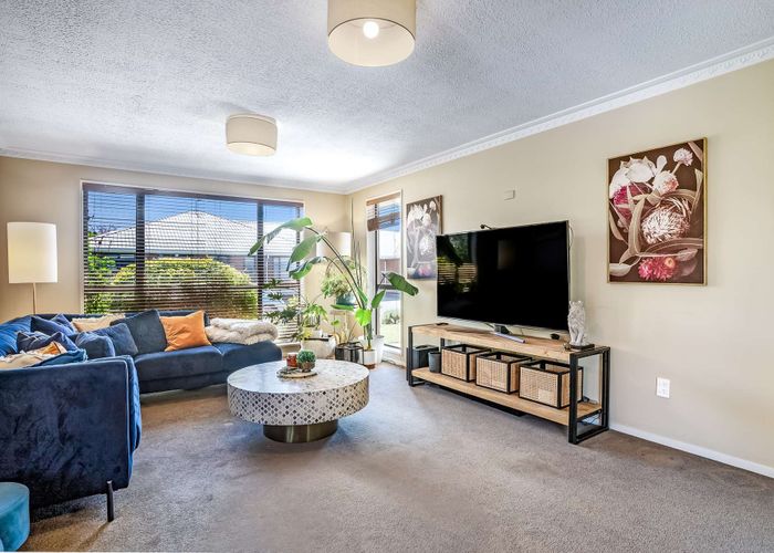  at 2/14 Wharenui Road, Upper Riccarton, Christchurch