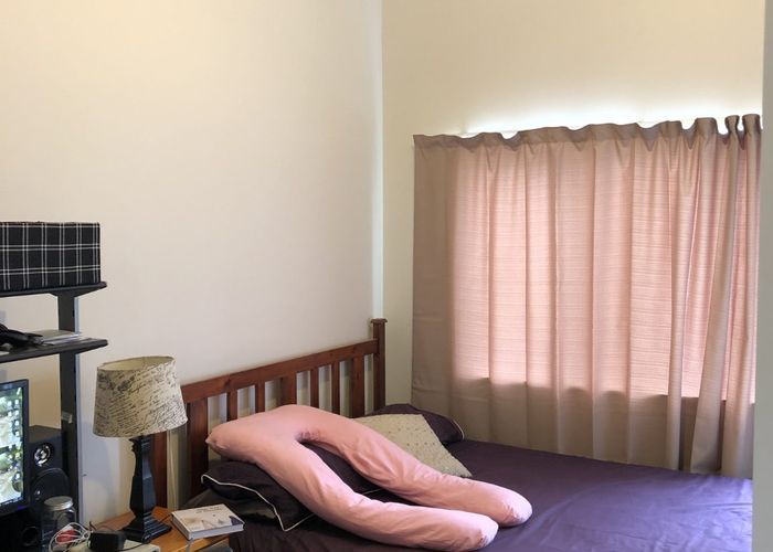  at 2/94 Holly St, Avondale, Auckland City, Auckland