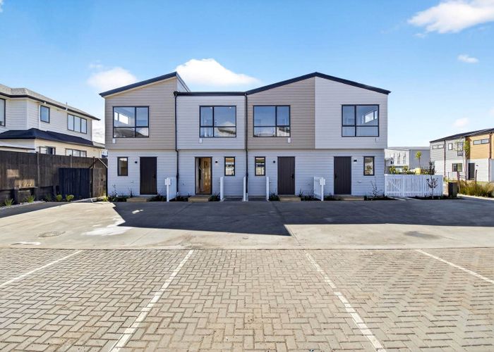  at 19 Habitat Place &  34 Observation Green, Hobsonville, Waitakere City, Auckland