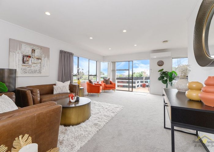  at 4/19 Heaphy Street, Blockhouse Bay, Auckland