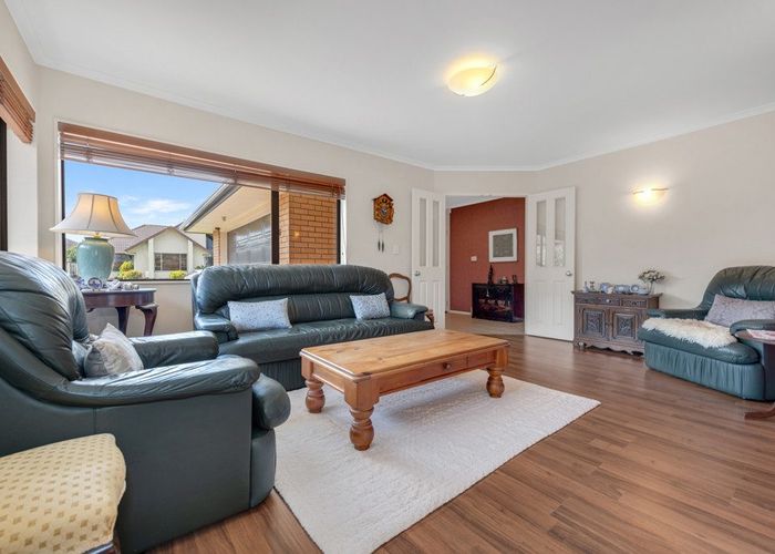  at 13 Duntrune Road, Flat Bush, Auckland