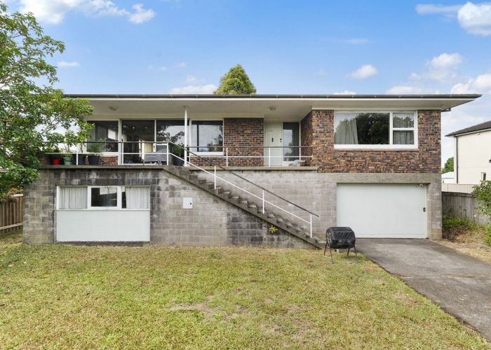  at 40 Riverlea Avenue, Pakuranga, Auckland