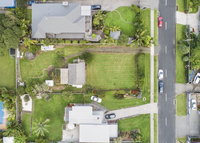  at 14 Ealing Crescent, Beachlands, Auckland