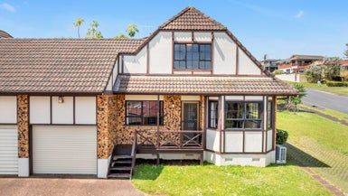  at 1/11 Stranolar Drive, Waikowhai, Auckland