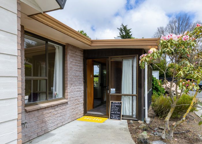  at 1/472 Avonhead Road, Avonhead, Christchurch