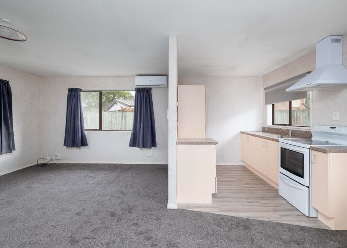  at 2/495 Pages Road, Bexley, Christchurch