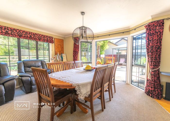  at 18 McCarthy Grove, Clouston Park, Upper Hutt, Wellington