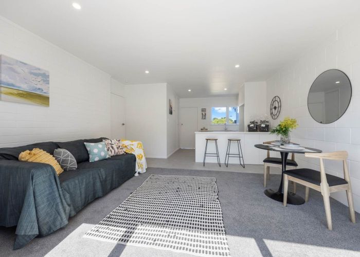  at 2/39 Oriana Avenue, Lynfield, Auckland