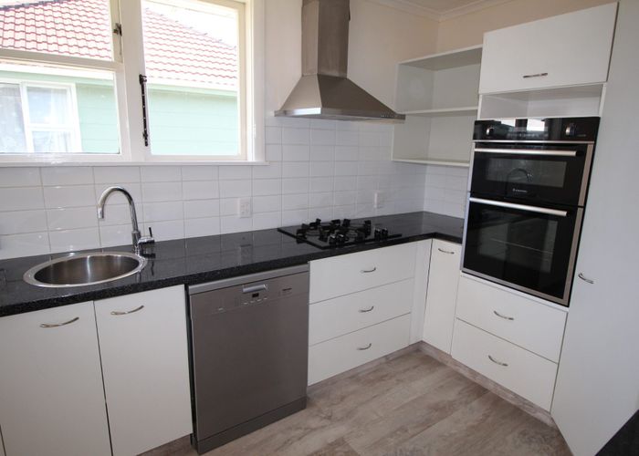  at 3 Bristol Crescent, Roslyn, Palmerston North, Manawatu / Whanganui