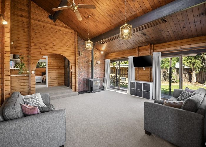  at 19 Birdling Place, Halswell, Christchurch City, Canterbury