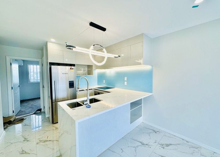  at 2/14 Tomuri Place, Mount Wellington, Auckland City, Auckland