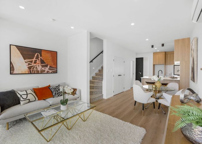  at 5/239 Flat Bush School Road, Flat Bush, Manukau City, Auckland