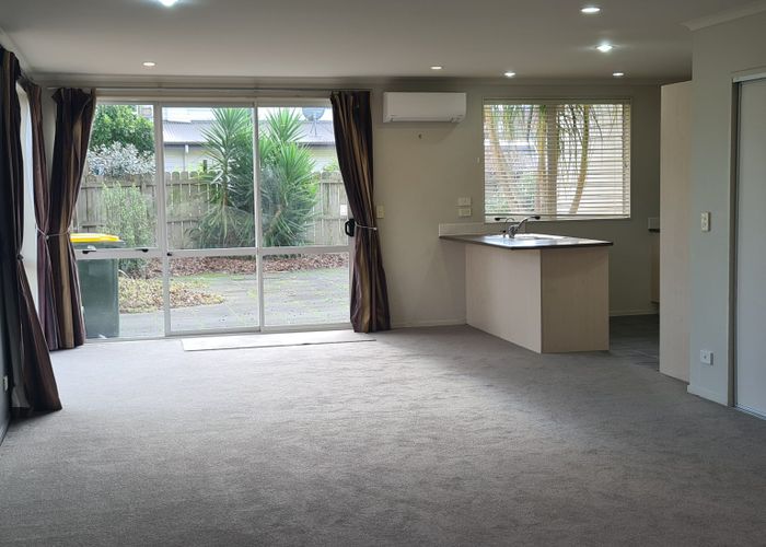  at 6 Sires Parkway, Takanini, Papakura, Auckland