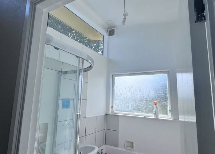  at 5 Pauline Place, Bucklands Beach, Manukau City, Auckland