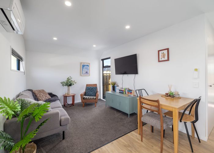  at 2/13 Leitch Street, Somerfield, Christchurch City, Canterbury