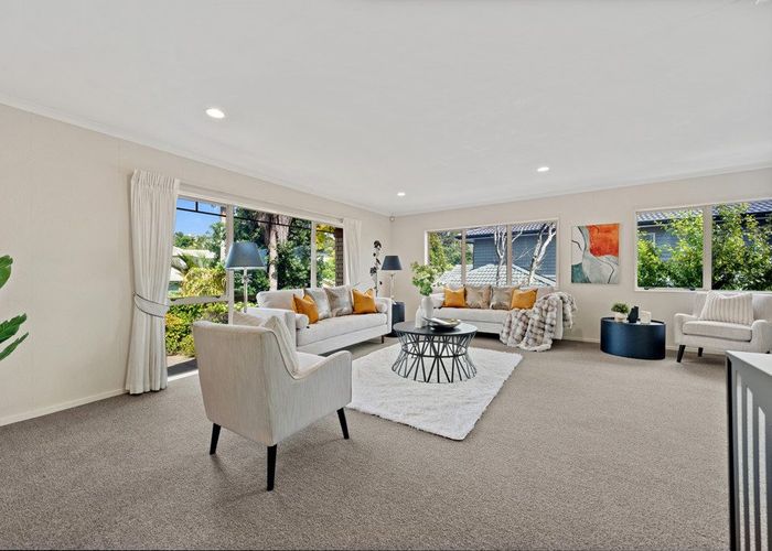  at 8 Landvale Court, Browns Bay, North Shore City, Auckland