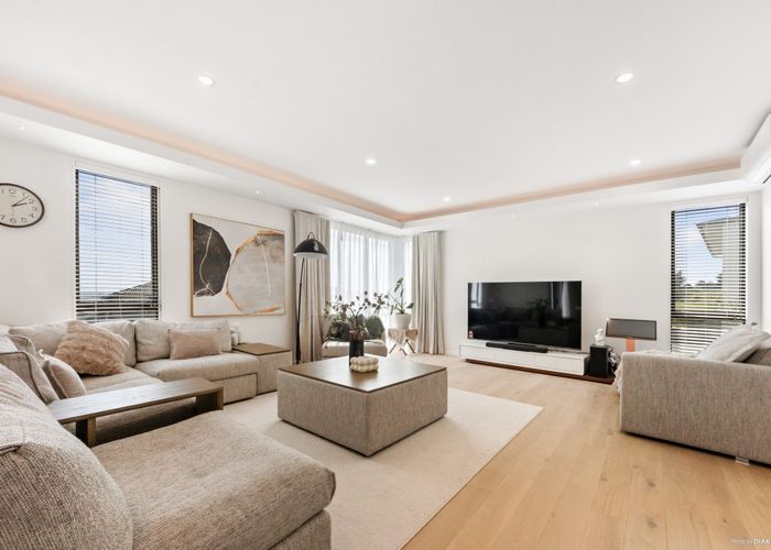  at 6A Ravello Rise, Mission Heights, Manukau City, Auckland