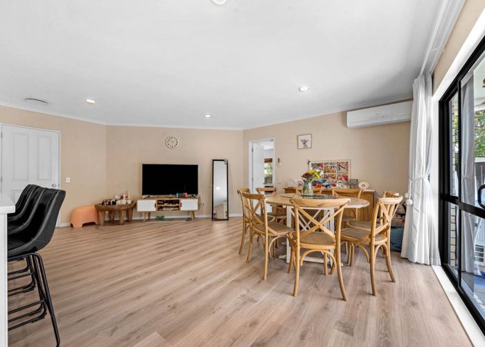  at 4 Pennygale Close, Flat Bush, Manukau City, Auckland