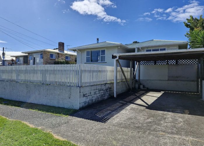  at 4 Rosendale Avenue, Spotswood, New Plymouth, Taranaki