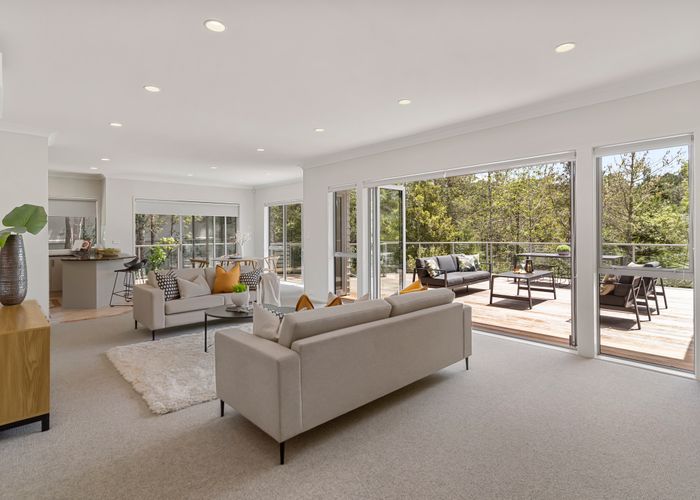  at 50 Ravenstone Place, Chatswood, Auckland