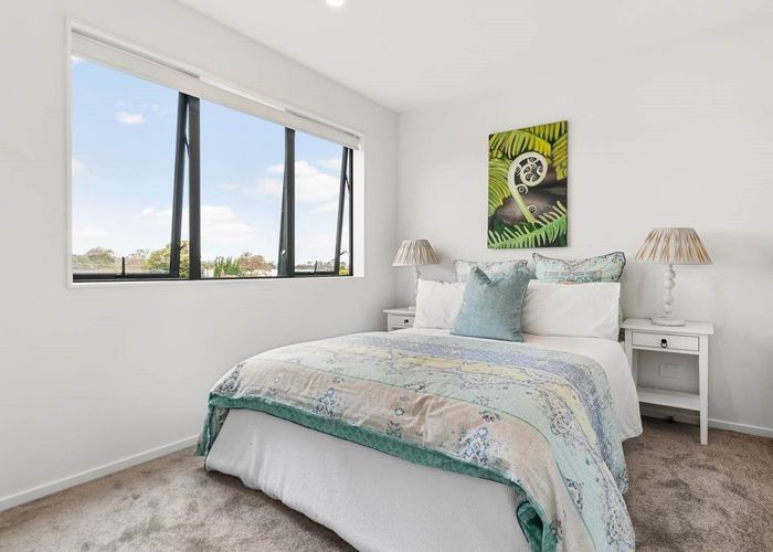  at 10C Erima Avenue, Point England, Auckland City, Auckland