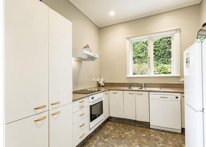  at 58 Glen Road, Mornington, Dunedin