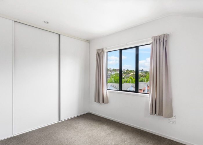  at 26/10 John Jennings Drive, Oteha, North Shore City, Auckland