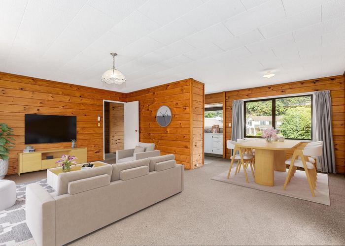  at 47 Albatross Close, Whitby, Porirua