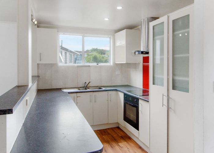  at 8 Quintal Street, Papatoetoe, Manukau City, Auckland