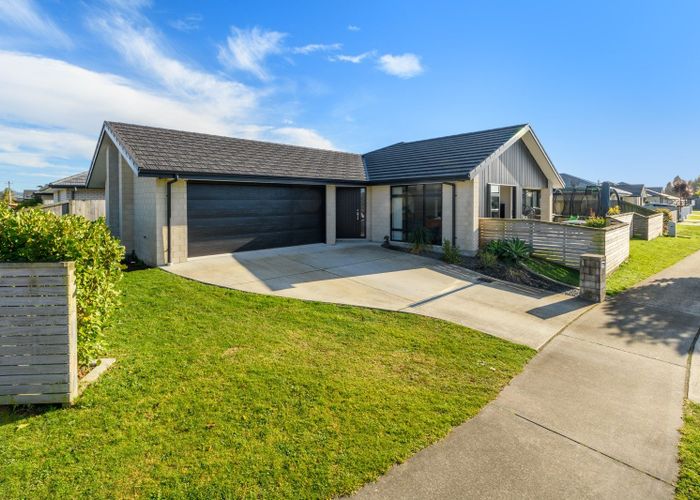  at 1 Fearnley Grove, Pyes Pa, Tauranga