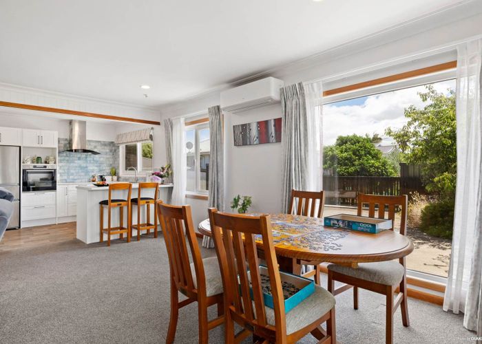  at 10 Sandspit Road, Waiuku, Franklin, Auckland