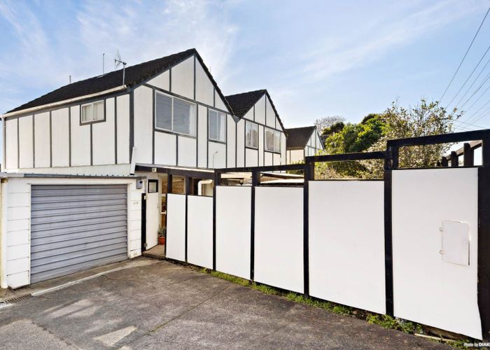  at 2/45 Astley Avenue, New Lynn, Waitakere City, Auckland
