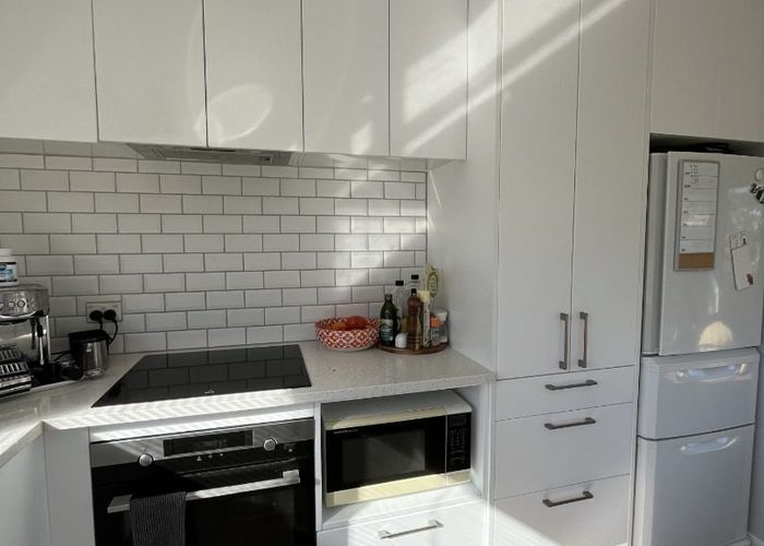  at 6 Bennett Grove, Newlands, Wellington, Wellington
