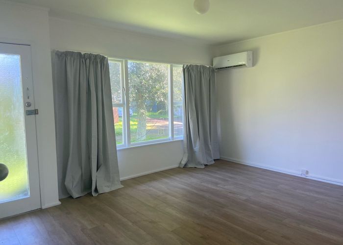  at 2/142 Panama Road, Mount Wellington, Auckland